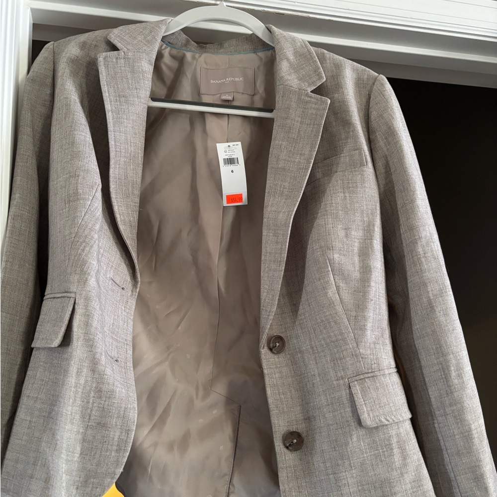 Beige Blazer Banana Republic